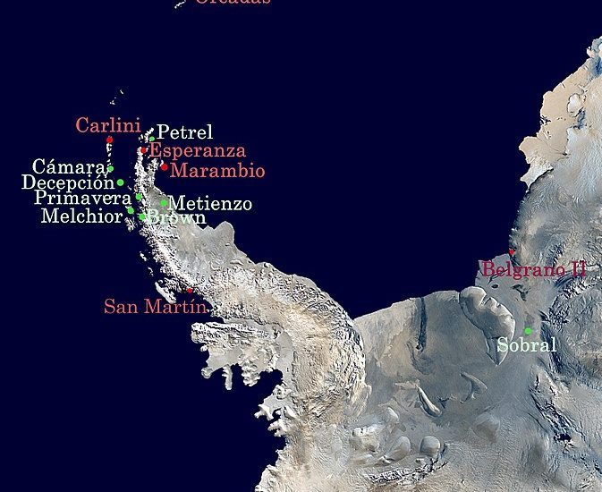 Bases argentinas en la Antártida (las permanentes en rojo) Fuente: Mariano Cecowski